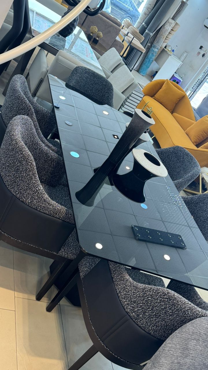 6 seater dining table