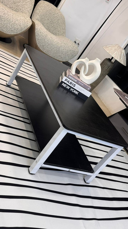 Minimalist coffee table