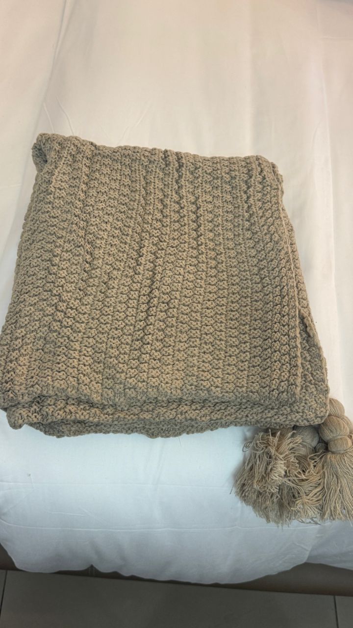 Throw blanket Coll-H