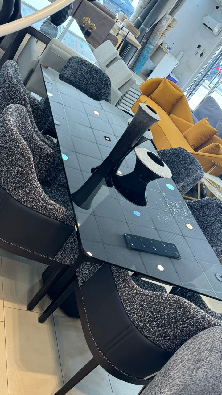 6 seater dining table