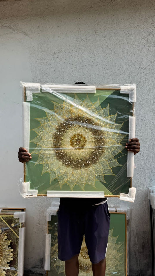 70 by 70cm crystal frame