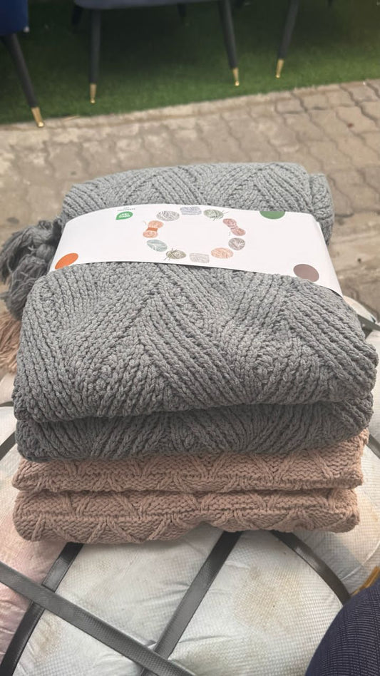 Throw blanket