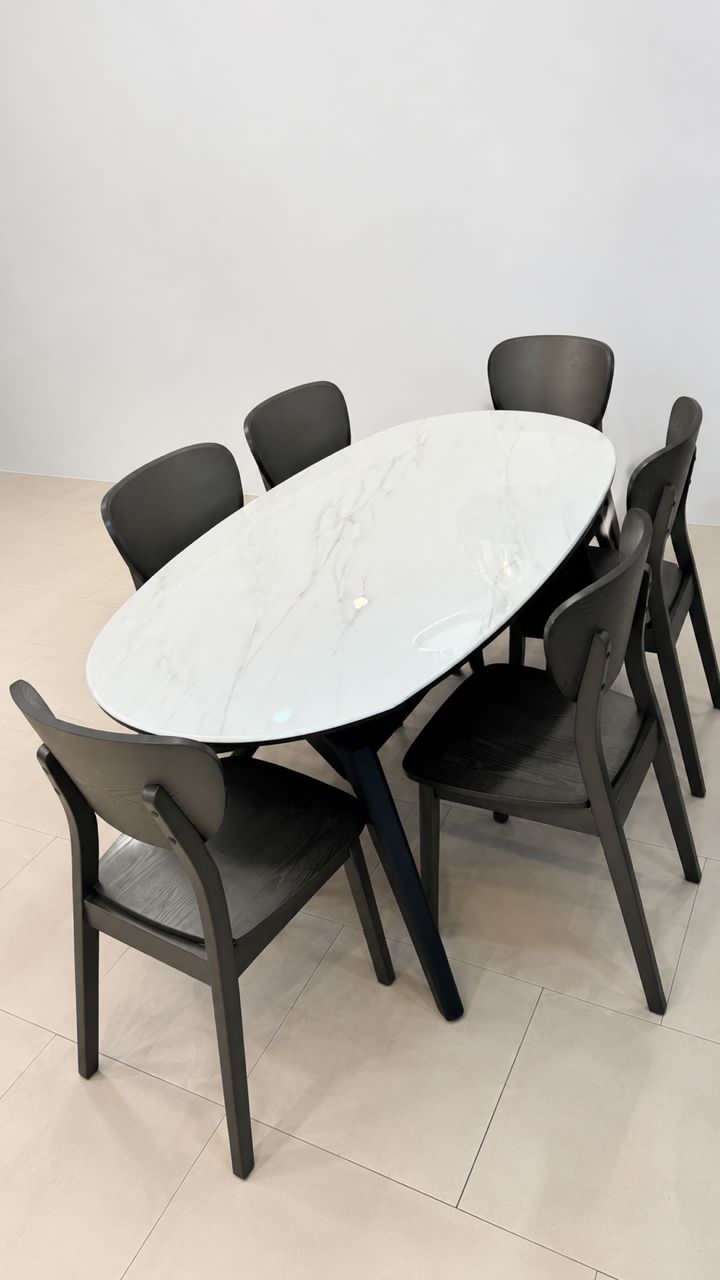 6 seater dining table