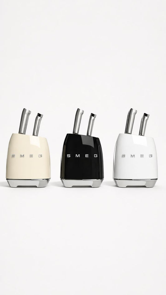 Smeg knife set