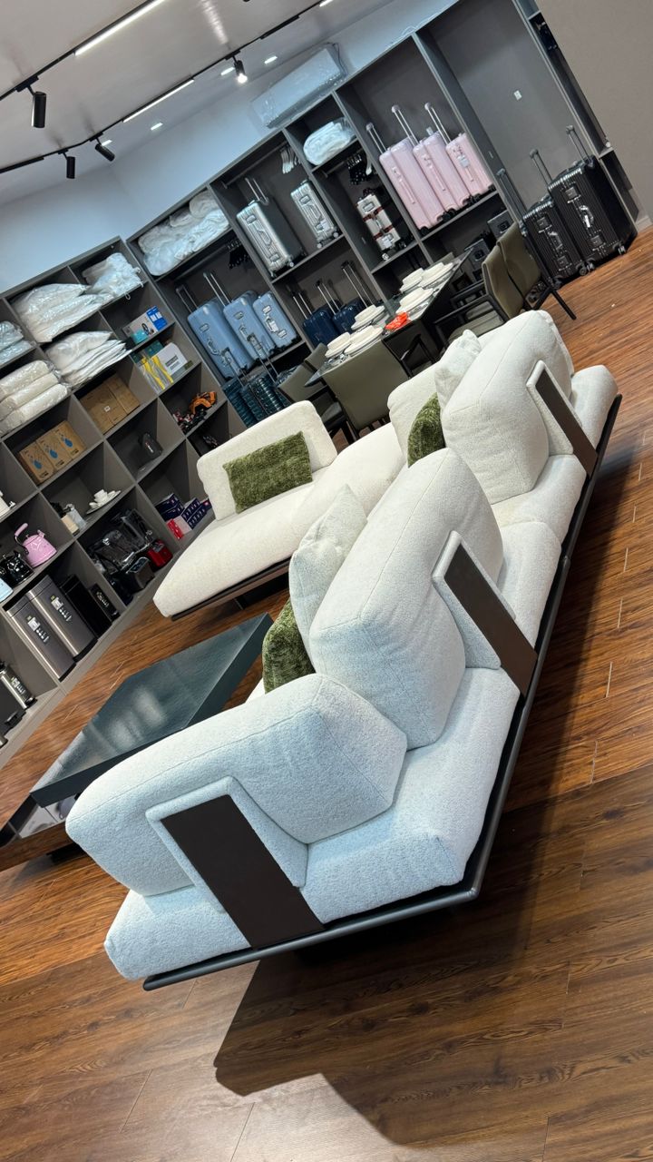 3,2 sofa set
