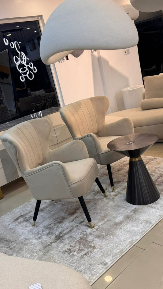 Accent chairs