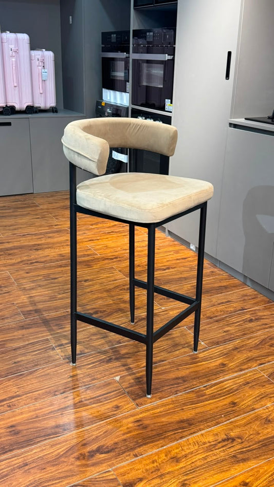 Bar stool